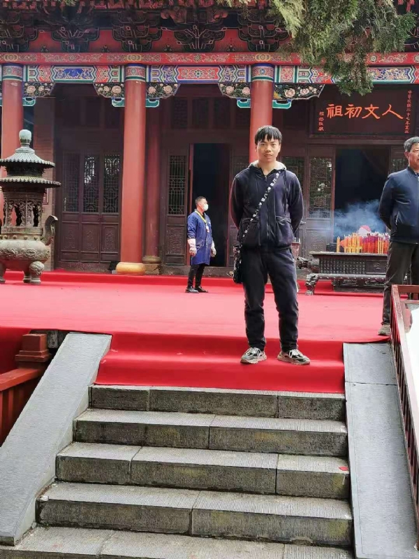 单身的小草的第三张照片--白水交友中心